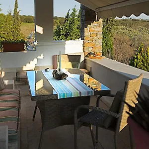 Lovely Apartm.near Airport דירה Kardiá